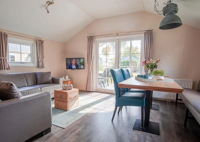 Chalé With Covered Terrace In The Leukermeer